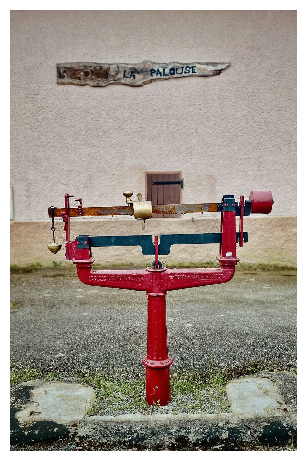 die Viehwaage vorm Hof (132/365)